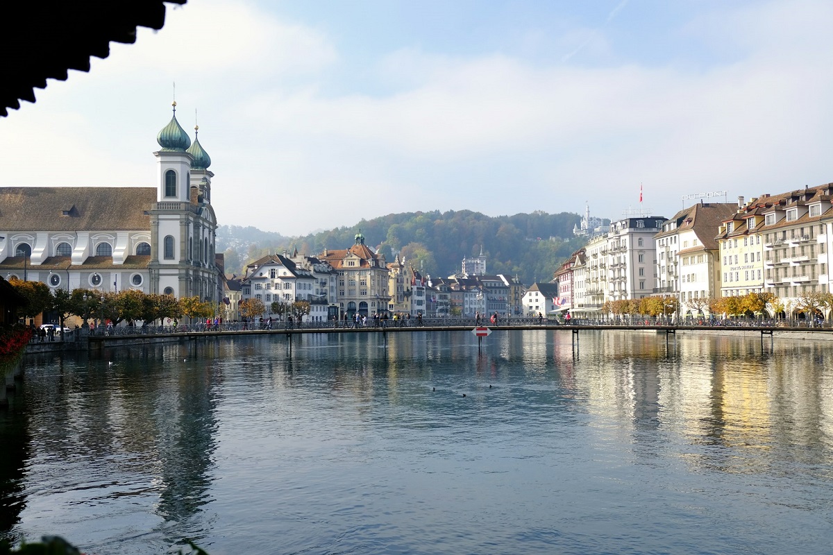 How to Travel from Zurich Airport to Lucerne?